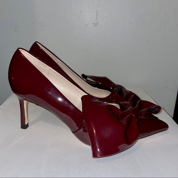 Zara Burgundy Court with Bow Pumps - Picture 13 of 15